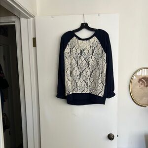 Bordeaux Blue Backless 3/4 Sleeve Blouse
